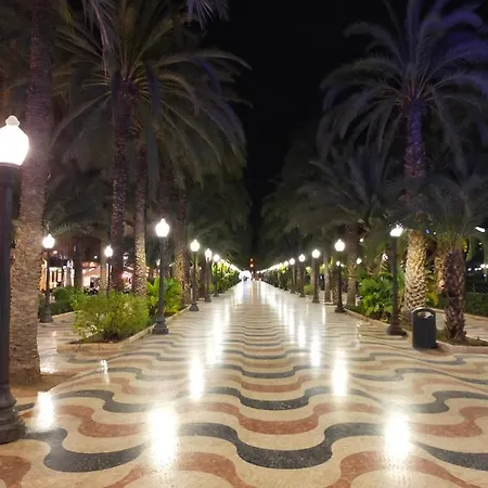 Center - Santa Lucia - Atico *